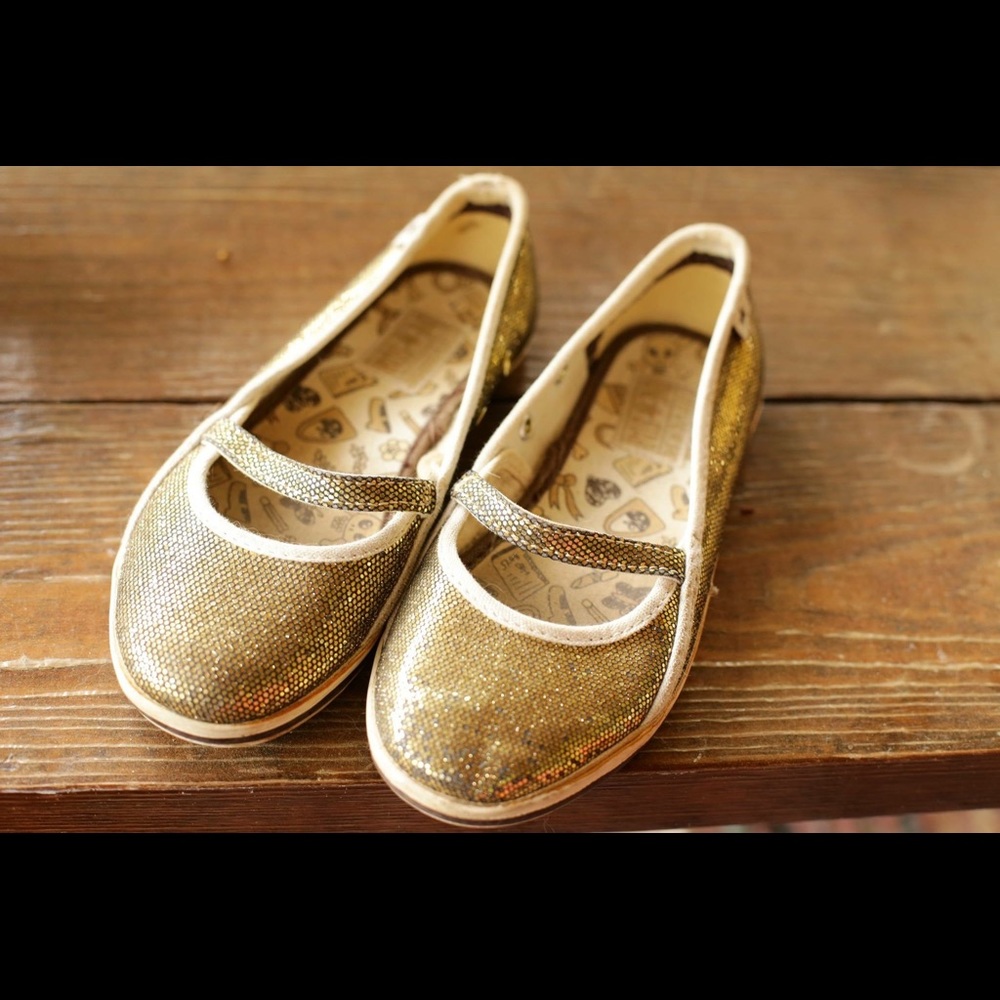 converse mary jane flats